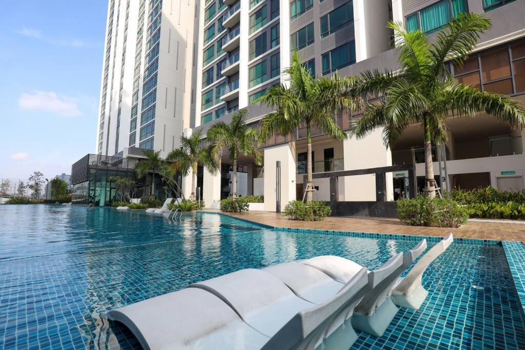 Elegant Homes 9Pax 5Bed Sunway Pyramid-Lagoon 2 Car Park Petaling Jaya Exteriör bild
